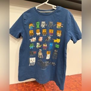 Old Navy Kid’s Minecraft short sleeve t-shirt Size Medium (8)